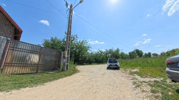 Racari - str Aleea cu Tecari - loturi teren intravilan