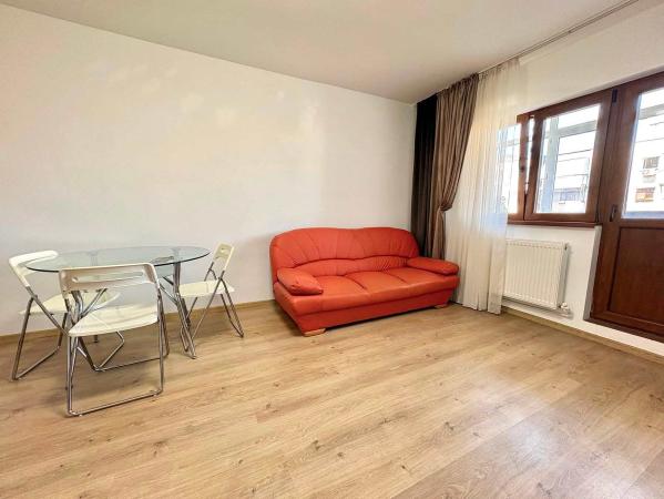 3 Camere - Crangasi - Metrou - 57mp