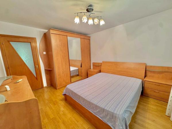 3 Camere - Lujerului - Virtutii - 1988