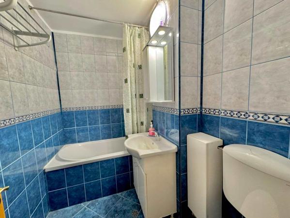 3 Camere - Lujerului - Virtutii - 1988