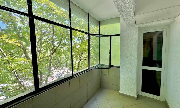 3 Camere - Lujerului - Virtutii - 1988