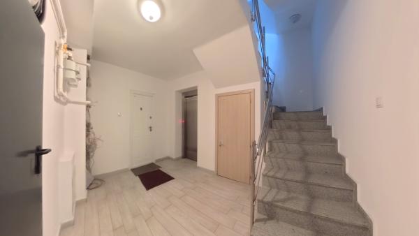 Libertatii - str Sabinelor - 2 camere 40 mp - demisol