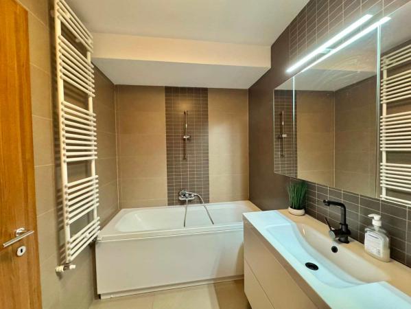 3 Camere - Bloc Nou - Lacul Morii - Petrache Poenaru