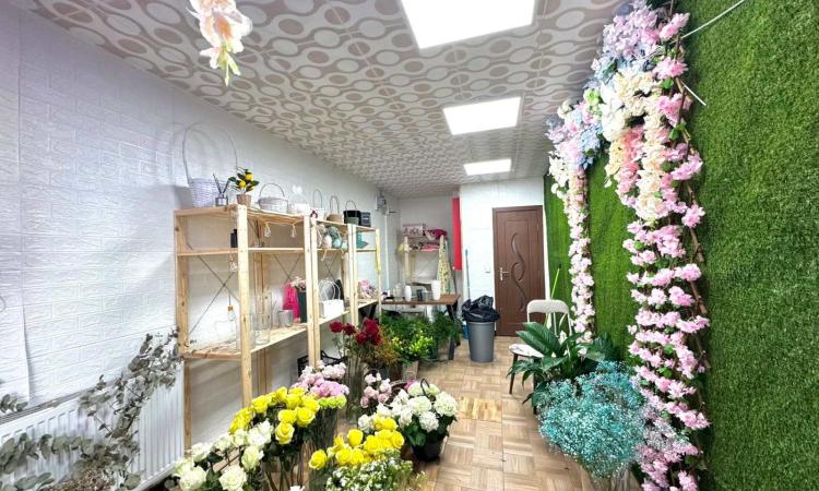 Spatiu Comercial - Iuliu Maniu - Gorjului - Apusului