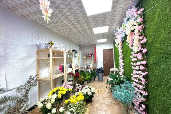 Spatiu Comercial - Iuliu Maniu - Gorjului - Apusului