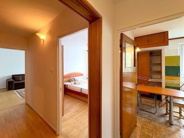 Apartament de inchiriat – 2 camere, Drumul Taberei, Strada Segarcea