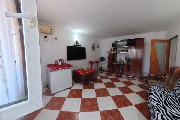Vitan Mall /str Nucului/4 camere /SUT 98MP/cu centrala proprie
