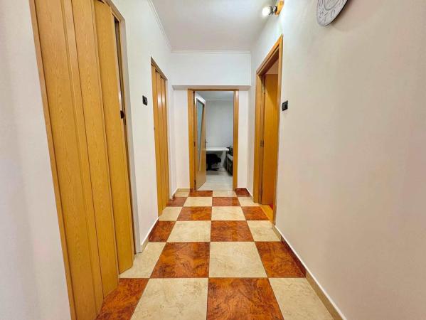2 Camere - Basarab - Banu Manta - 55mp