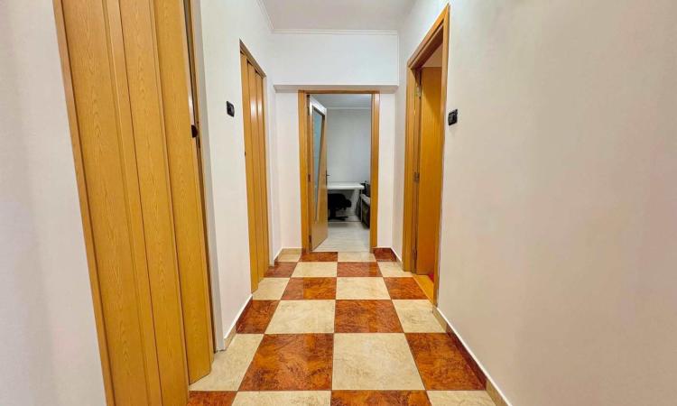 2 Camere - Basarab - Banu Manta - 55mp