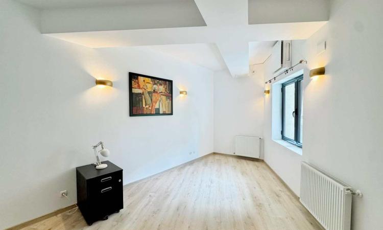 3 camere - Bloc Nou - Eminescu - 80 mp