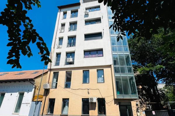 3 camere - Bloc Nou - Eminescu - 80 mp
