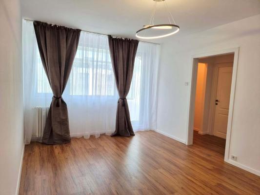2 Camere - Ion Mihalache - 1 Mai - 58mp