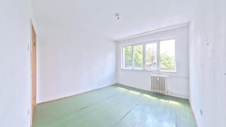Metrou Gorjului/ Str Apusului /3 camere / 59mp/