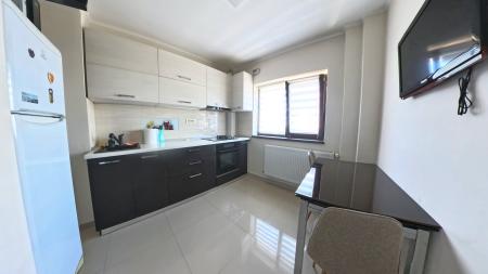 Apartament 3 camere -Militari - decomandat - 9/10 - 1979 - Comision 0