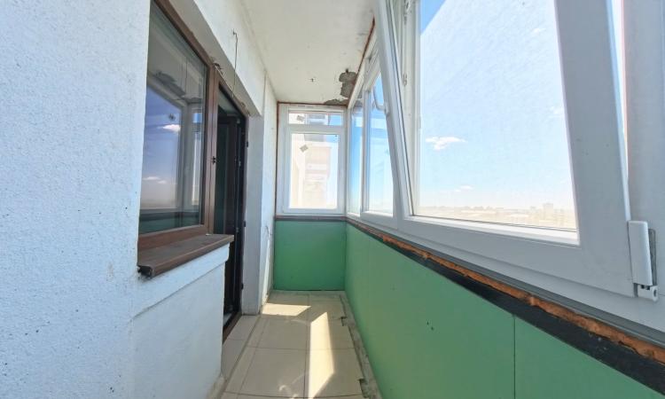 Apartament 3 camere -Militari - decomandat - 9/10 - 1979 - Comision 0