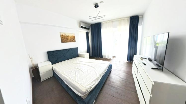 Apartament 2 camere Unirii - 3/8 - decomandat - vedere bulevard