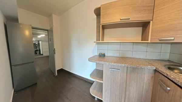 Apartament 2 camere Unirii - 3/8 - decomandat - vedere bulevard