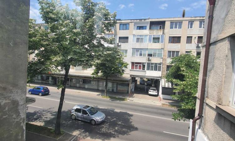 Ultracentral-ferdinand apartament 3 camere in vila renovat 2026