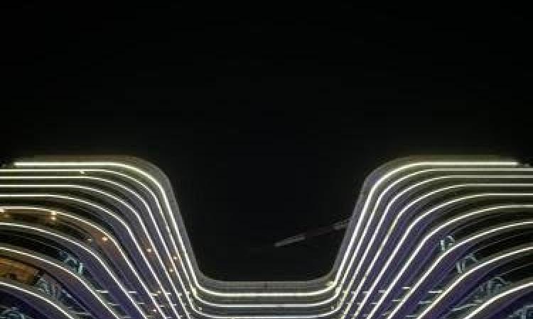Titanic White, apartament lux, vedere frontala la mare