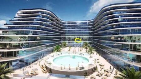 Titanic White, apartament lux, vedere frontala la mare