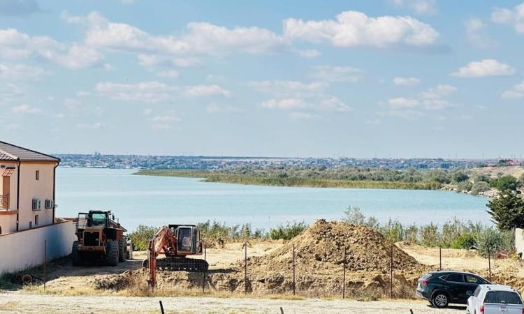 mamaia-sat, vila de lux 455 mp , vedere la lac
