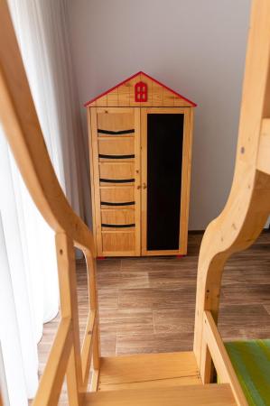 Mamaia Nord, apartament lux, parter cu balcon, zona Lidl-Uzina de pizza