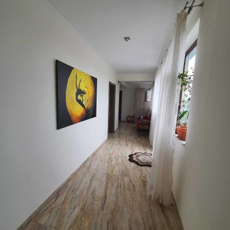 Mamaia Sat , pensiune 10 camere, 10 bai, posibilitate rate