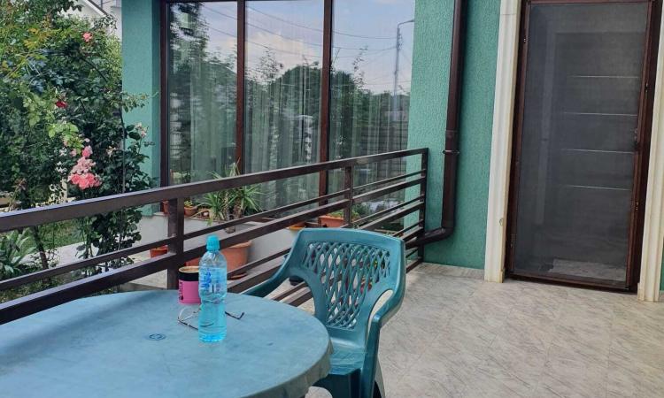 Mamaia Sat , pensiune 10 camere, 10 bai, posibilitate rate