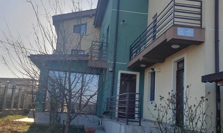 Mamaia Sat , pensiune 10 camere, 10 bai, posibilitate rate