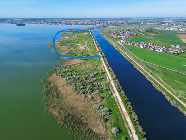 13,5 ha teren intravilan pe malul Lacului Siutghiol
