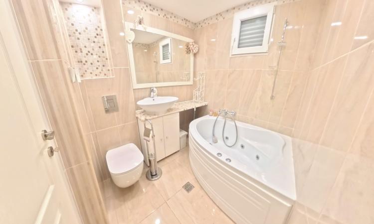 Unirii - Piata Alba Iulia - str Aurel Botea - 3 camere - mobilat/utilat