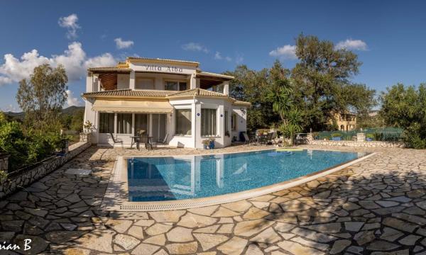 Villa Alba — Vilă cu 4 dormitoare și piscină lângă Liapades, Corfu
