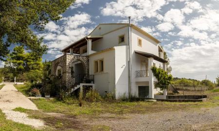 Villa Alba — Vilă cu 4 dormitoare și piscină lângă Liapades, Corfu