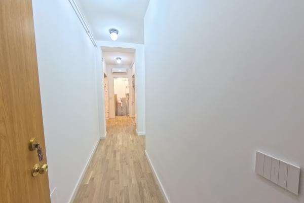 Floreasca Mozart cu balcon si boxa lux incalzire in pardoseala