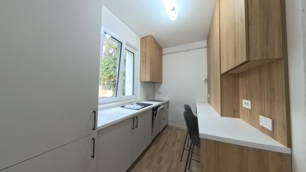 Floreasca Mozart cu balcon si boxa lux incalzire in pardoseala