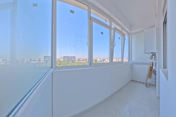 Apartament URIAS - 330 mp - 5 camere/4bai - living 140 mp -NEGOCIABIL
