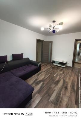 apartament 3 camere de inchiriat, zona Far