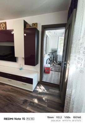 apartament 3 camere de inchiriat, zona Far