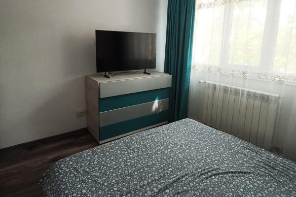 apartament 3 camere de inchiriat, zona Far