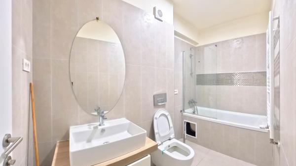 Apartament 2 camere, 69 mp, parcare, Otopeni centru