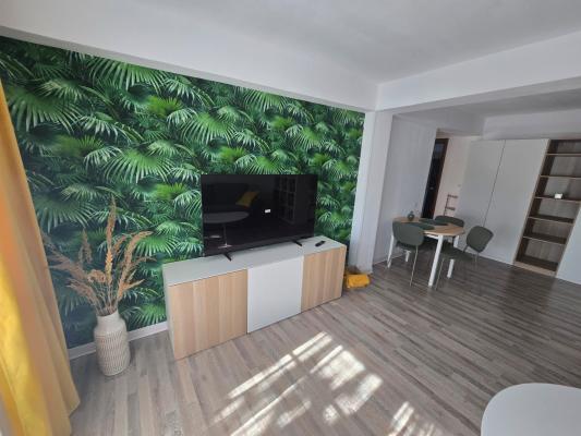 Apartament 2 camere curte proprie 52mp renovat total prima inchiriere