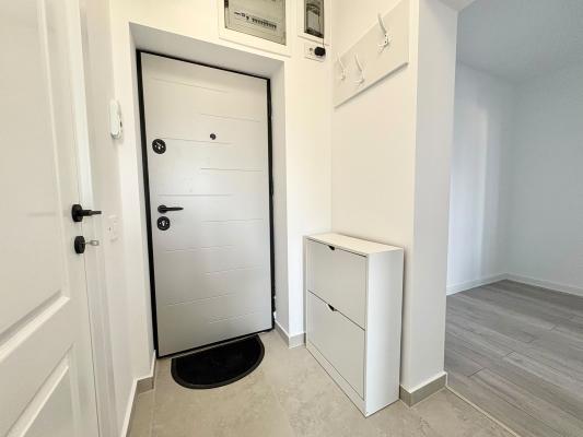 3 Camere - Gorjului - Uverturii - Metrou