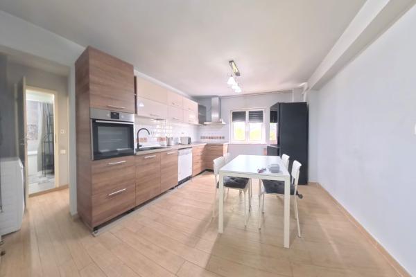 Decebal - str Voronet - 2 camere - mobilat/utilat