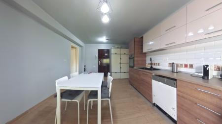 Decebal - str Voronet - 2 camere - mobilat/utilat