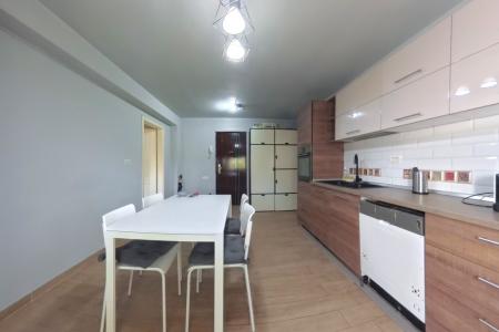Decebal - str Voronet - 2 camere - mobilat/utilat