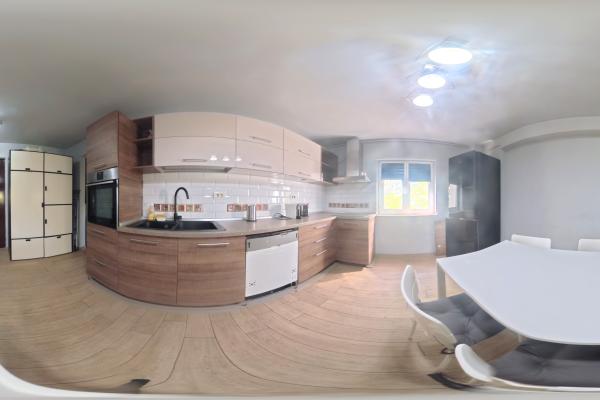 Decebal - str Voronet - 2 camere - mobilat/utilat