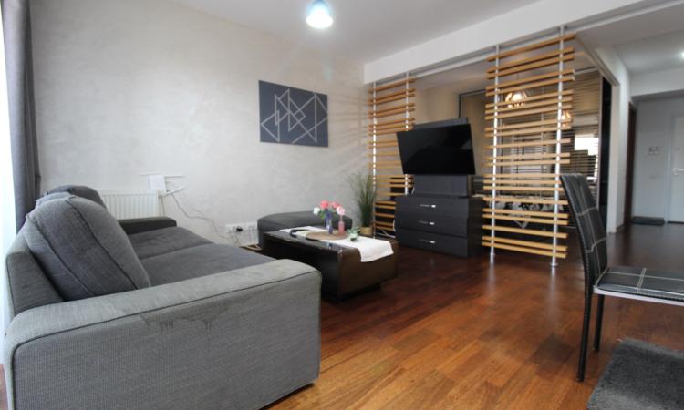 Dristor - Piata Alba Iulia - 51 mp - terasa - studio la cheie