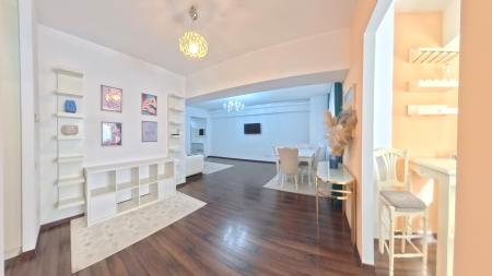 Decebal - Day Residence - 2 camere - SUT 70 MP