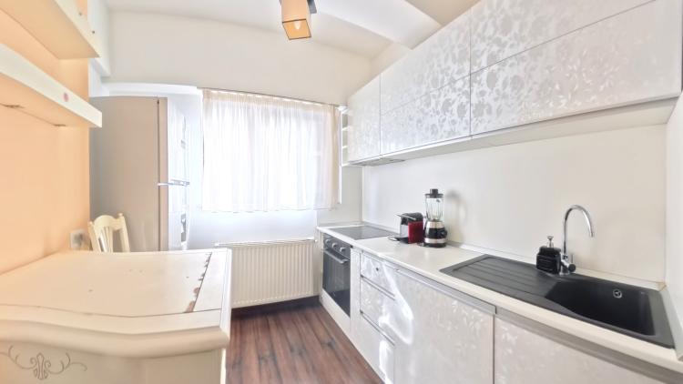 Decebal - Day Residence - 2 camere - SUT 70 MP