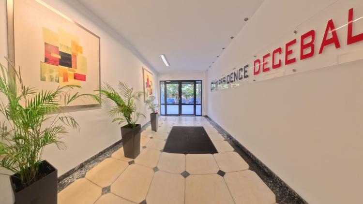 Decebal - Day Residence - 2 camere - SUT 70 MP